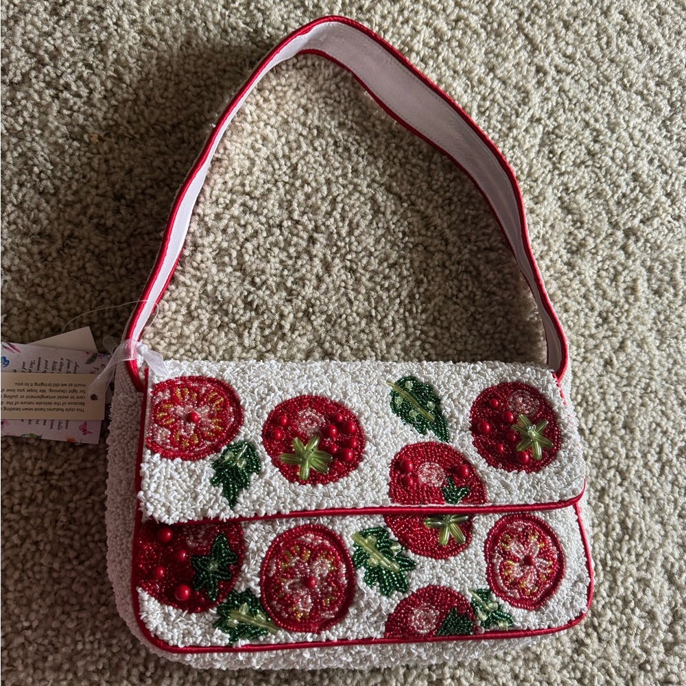 VIRAL BEADED TOMATO PURSE